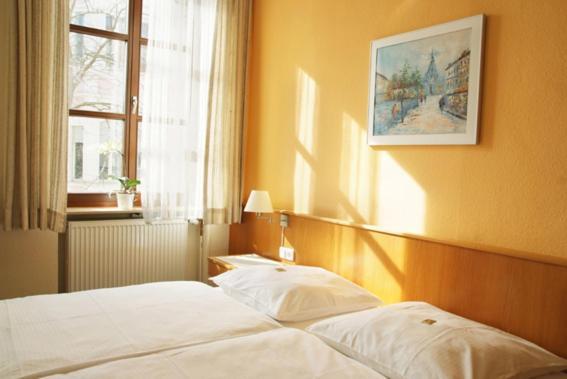 Allee-Hotel Garni Bad Kissingen Oda fotoğraf